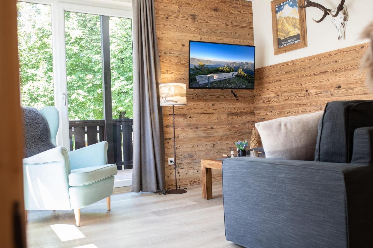 Alpennest Apartment Гармиш-Партенкирхен Екстериор снимка